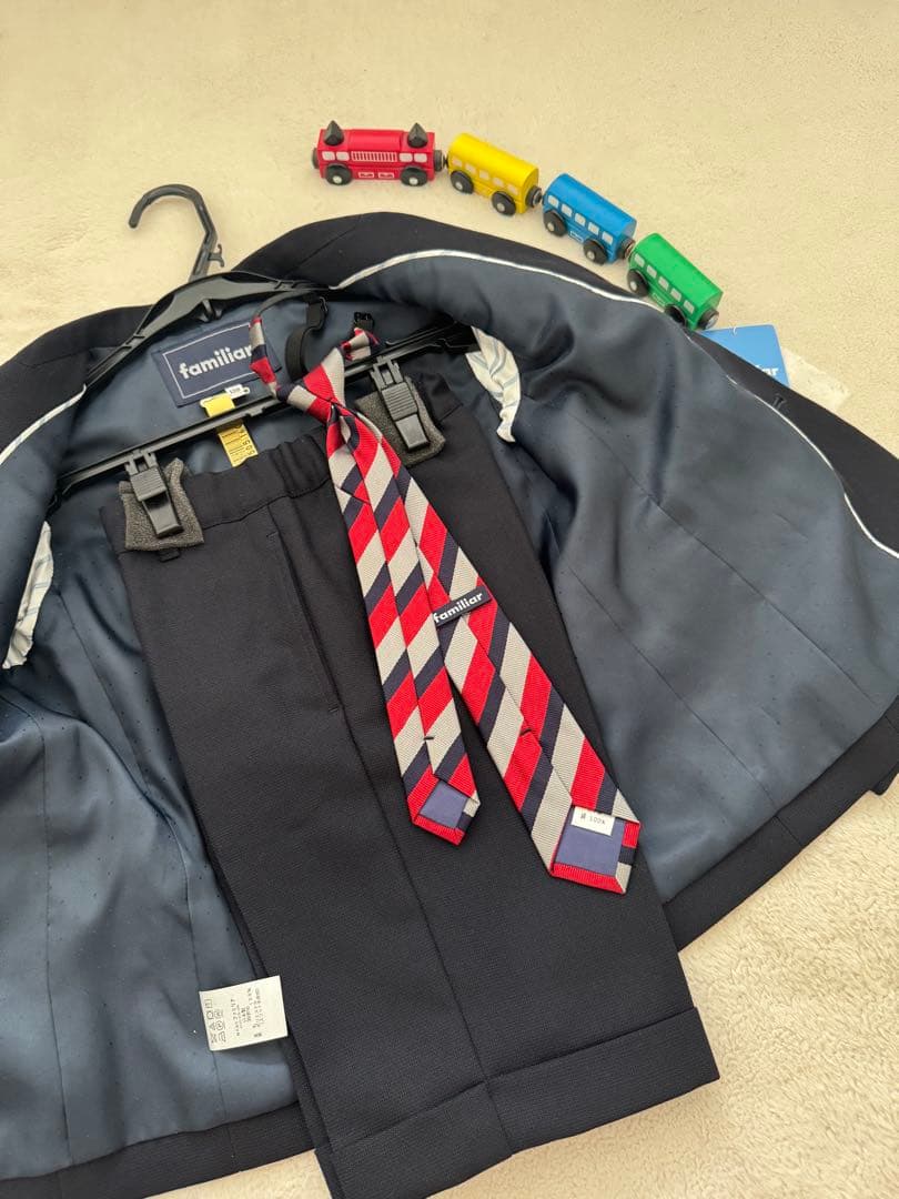 美品☆familiar スーツ120cm ズボン110cm 卒園式 フォーマル