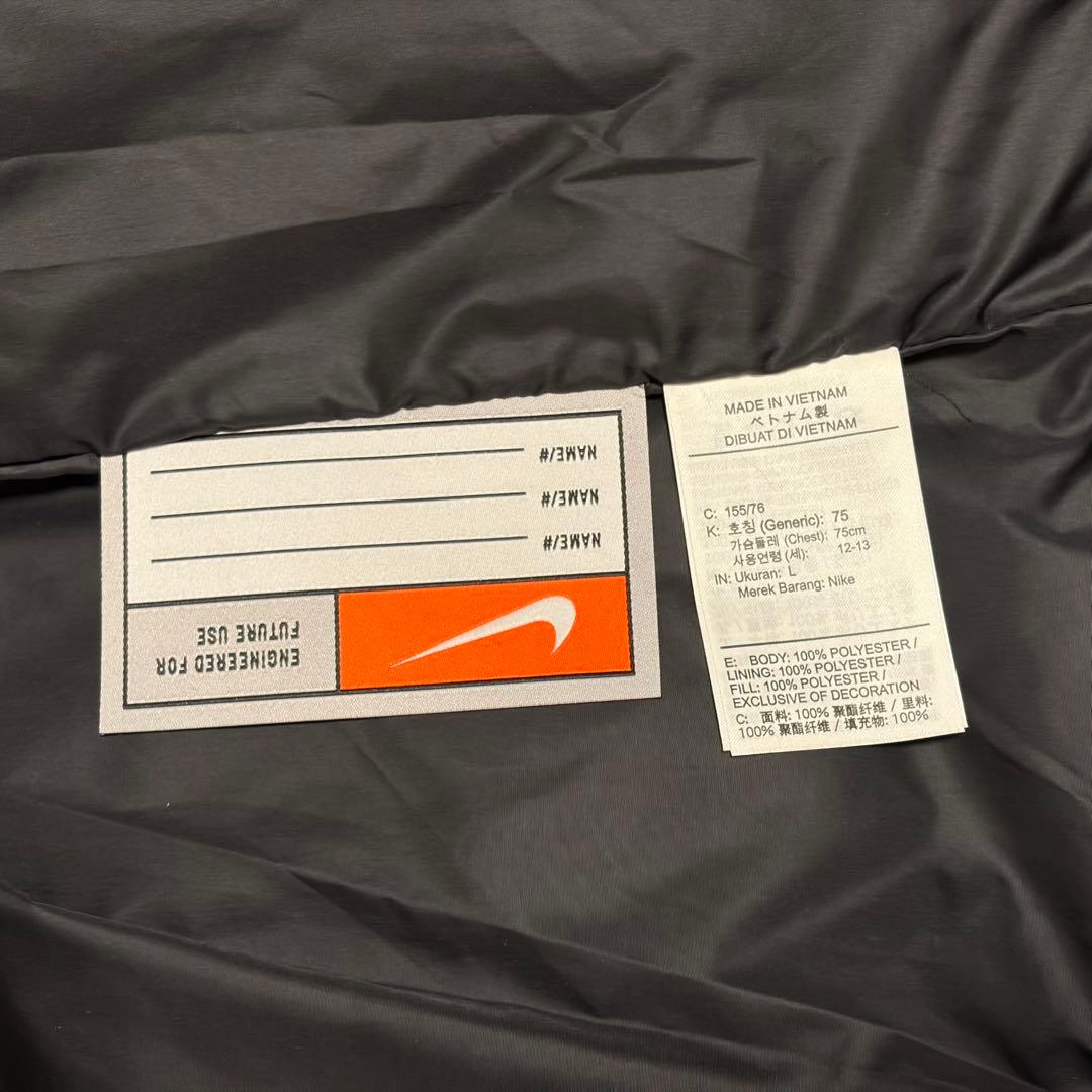 【新品未使用】NIKE ダウンジャケット
