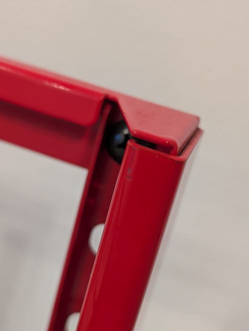 USED/スチール マガジンラック 黒×赤 モダン ミニマルデザイン