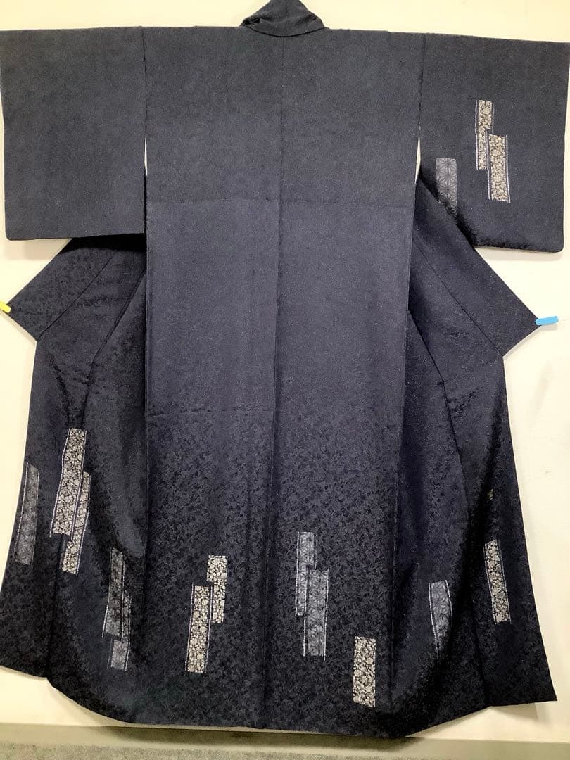 作家物、密かにゴージャスなお着物。