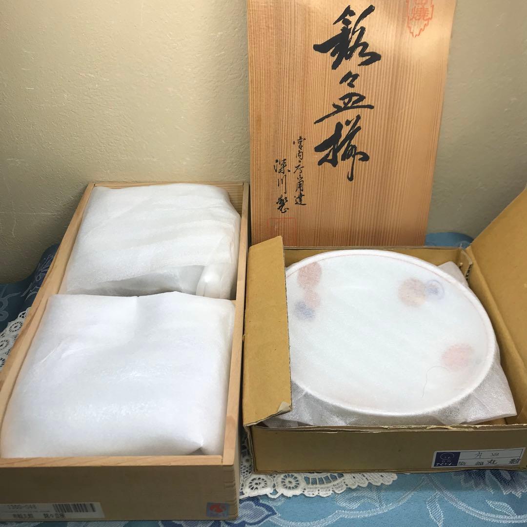 深川製磁　赤絵丸紋　銘々皿　5枚1セット(木箱入り)　＆　丸鉢　１客　ひなまつり