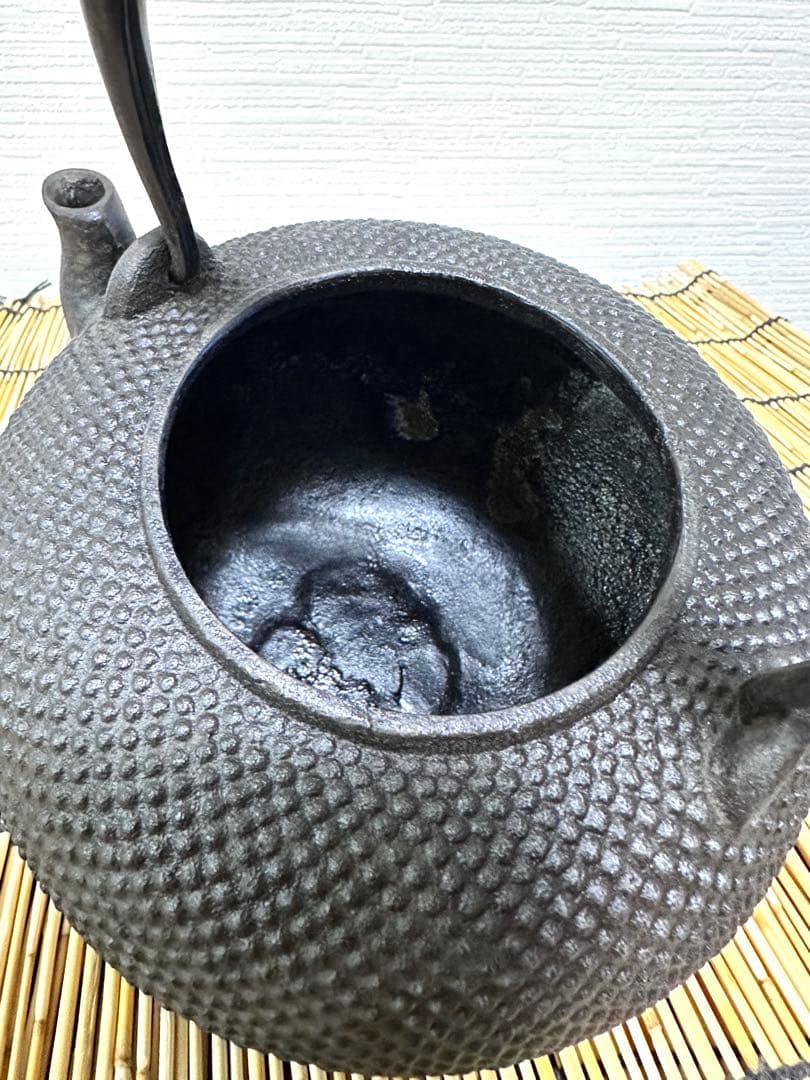 未使用品コンディション　南部釜師造　天明形１２型アラレ 鉄瓶 南部鉄瓶 南部鉄器