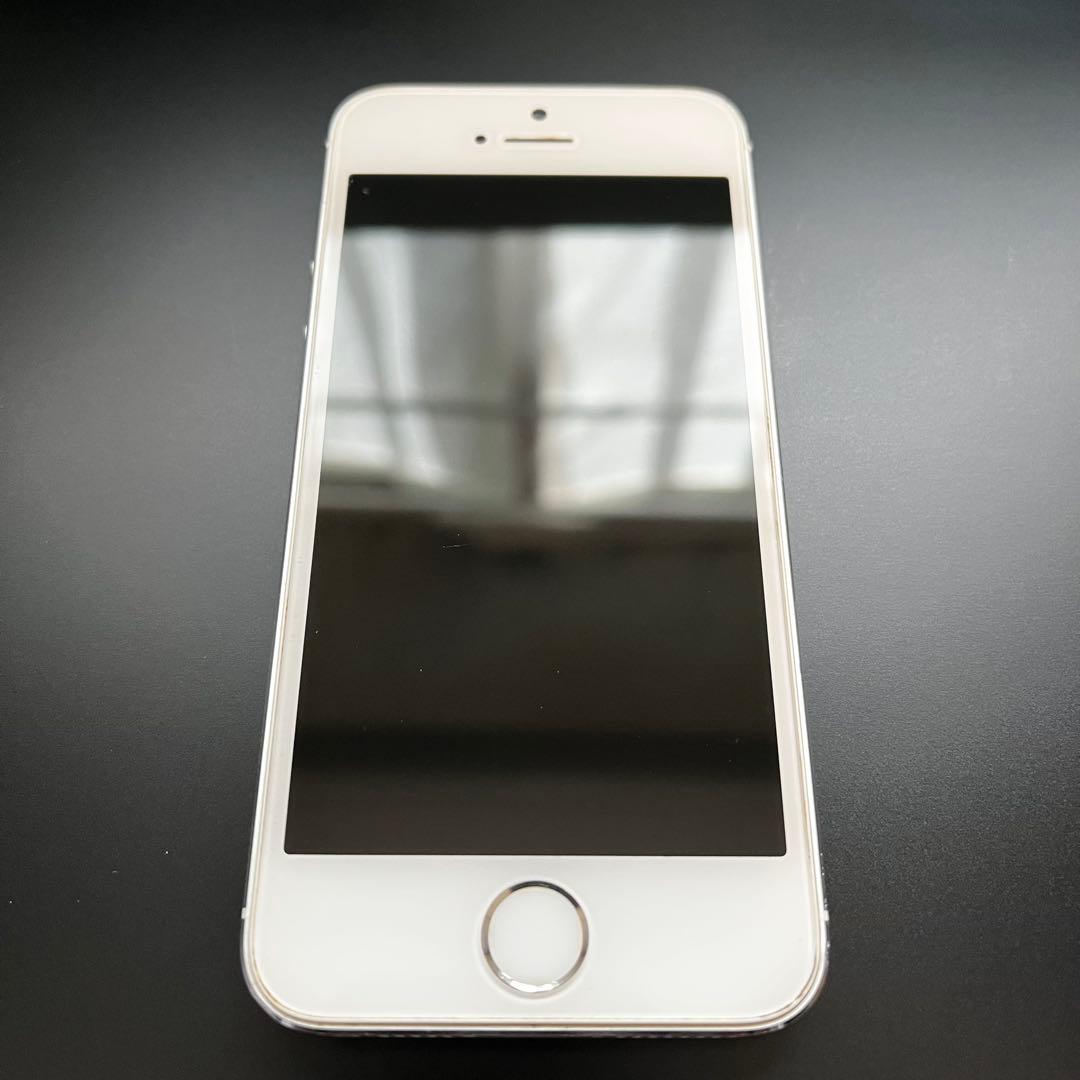 ✨バッテリー新品交換済✨Apple iPhone 5s Silver