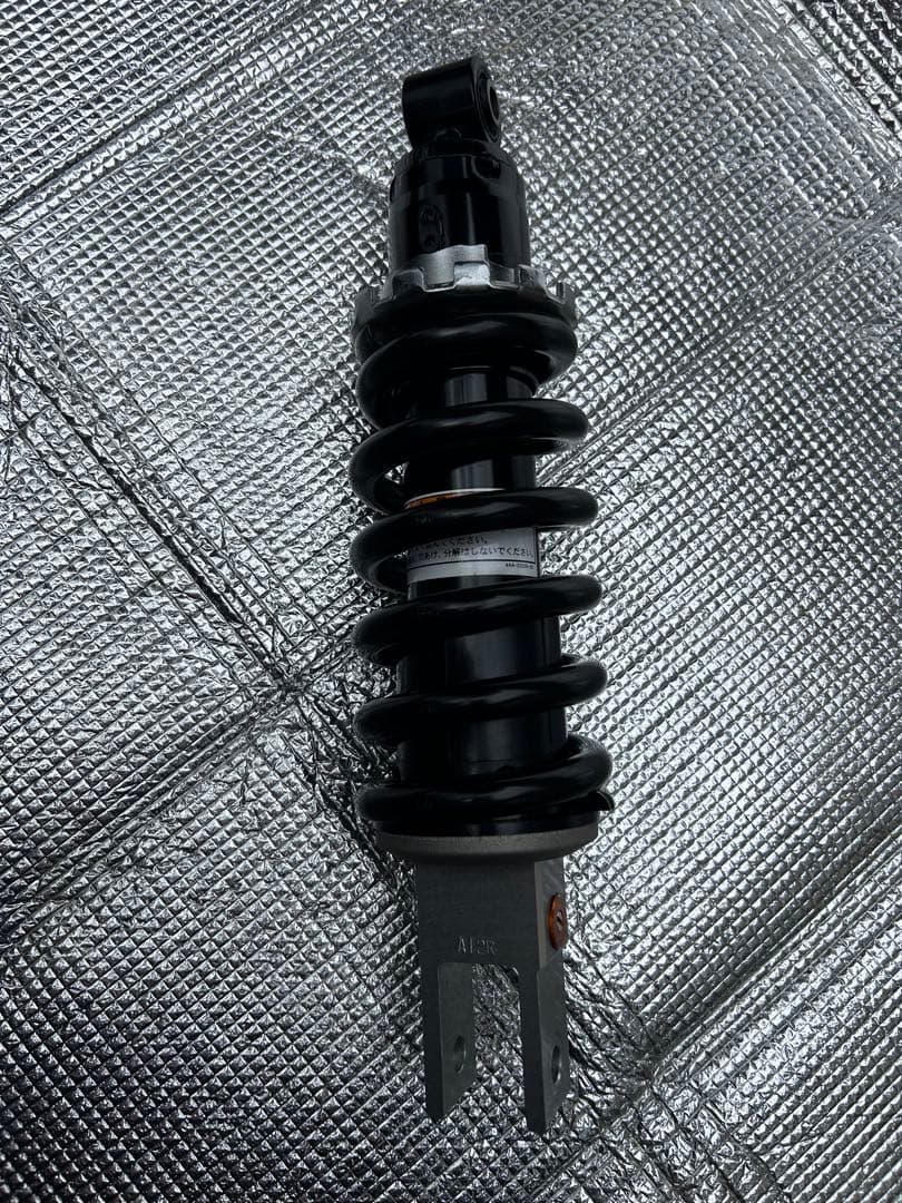Yamaha MT-07 2022年式　リヤサスペンション　純正　中古品
