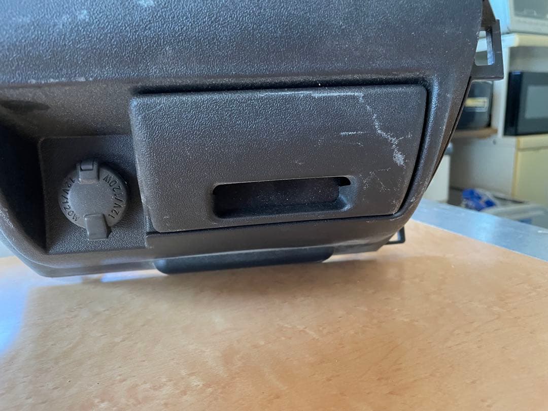 ハイエース　エアコンユニット