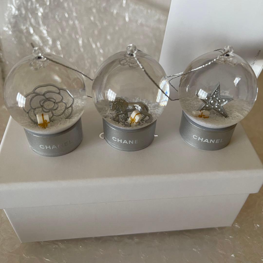 シャネル　ノベルティ　ミニスノードームセット