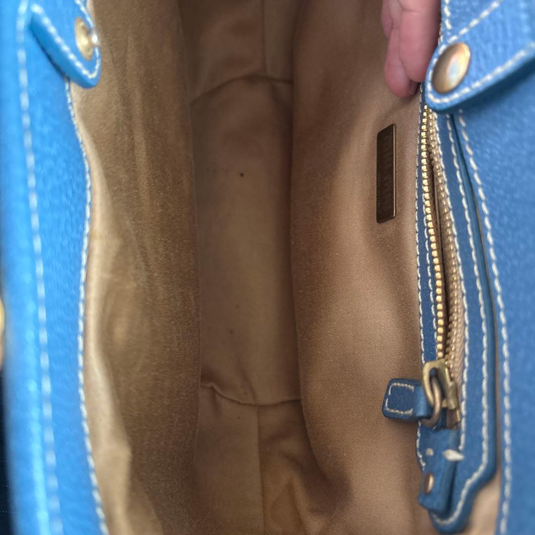 miumiuのカゴバック