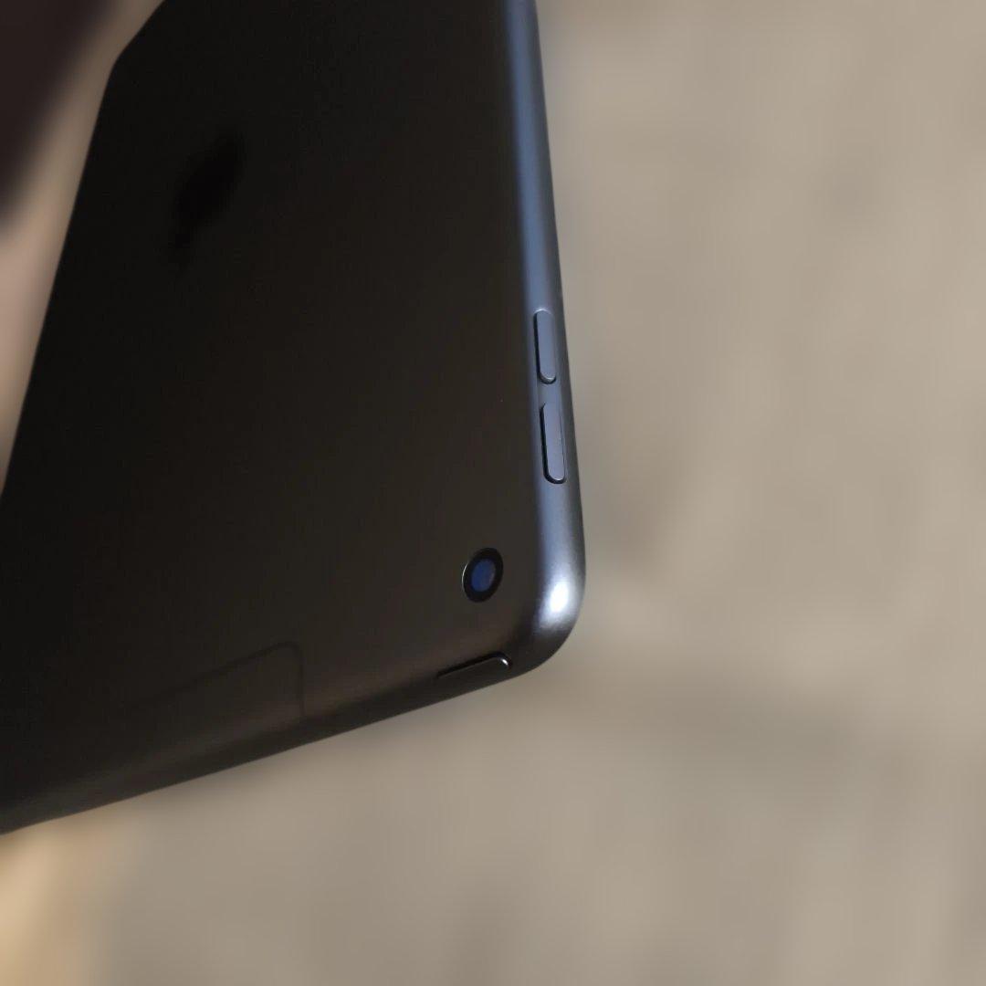 iPad Air第3世代/64GB スペースグレイ MV0D2J/A8 87％