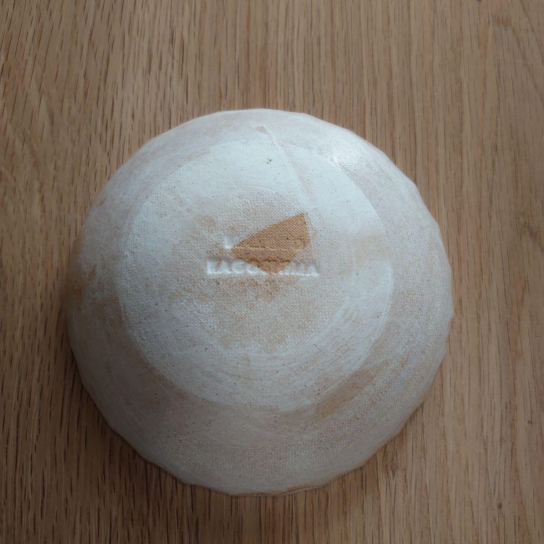 鹿児島睦さん　ミニボウル　トリと花