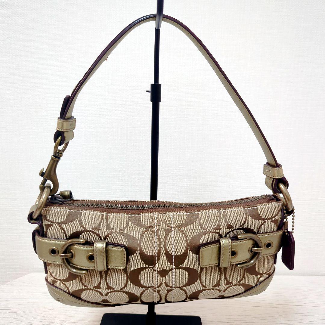 COACH シグネチャー ワンショルダーバッグ ゴールド アクセサリーポーチ