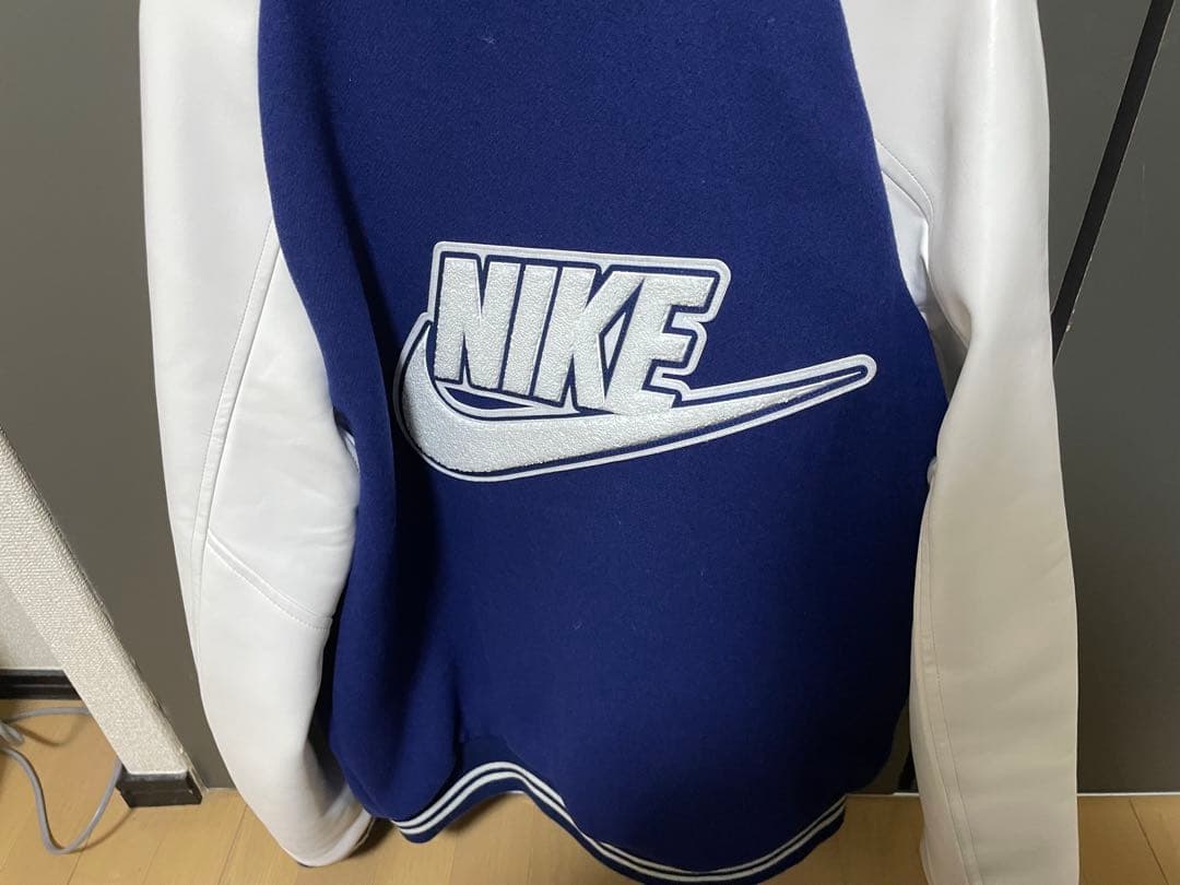 ツ*カ様 NIGO スタジャン S ネイビー/ホワイト　NIKE