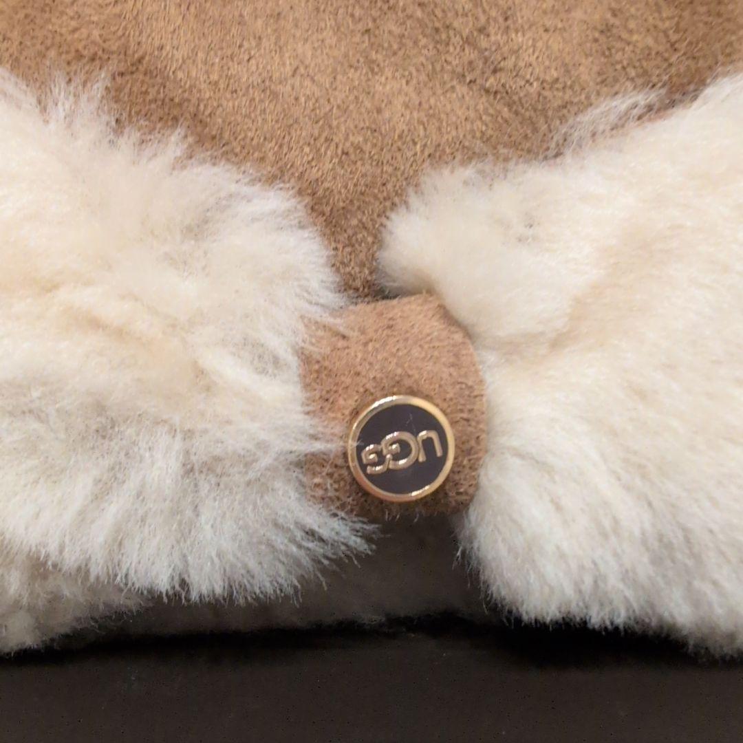 美品 UGG リボン　ベージュ　 シープスキン 手袋 L
