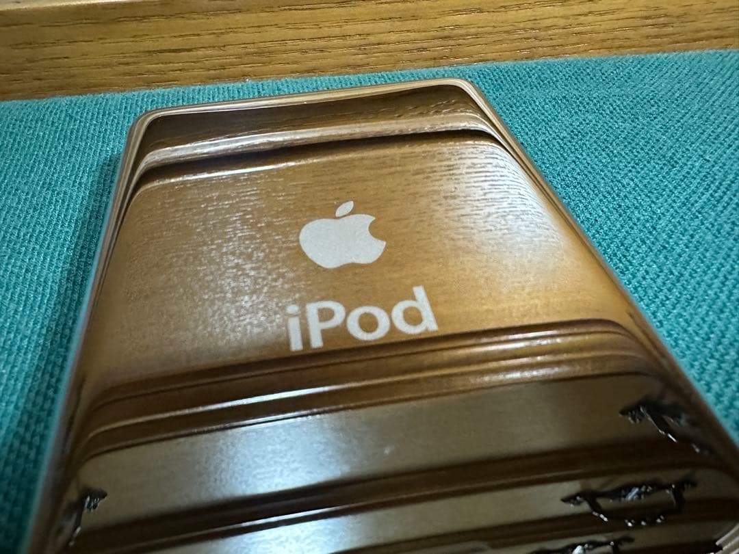 新品同様 iPod Classic 5.5世代　30GB MA444J
