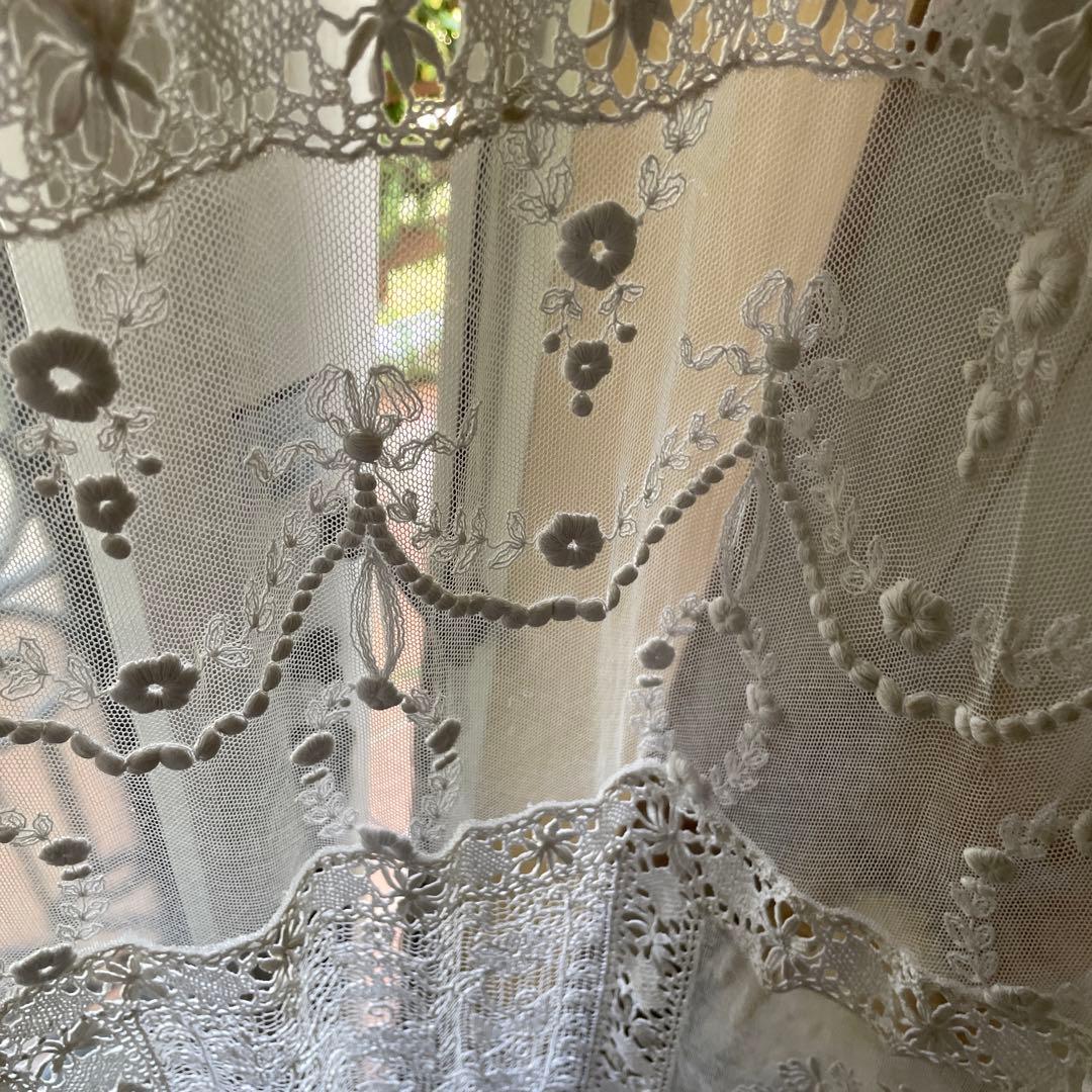 フランスアンティーク　リボンモチーフ　チュール　レース　紐付き　カーテン　間仕切