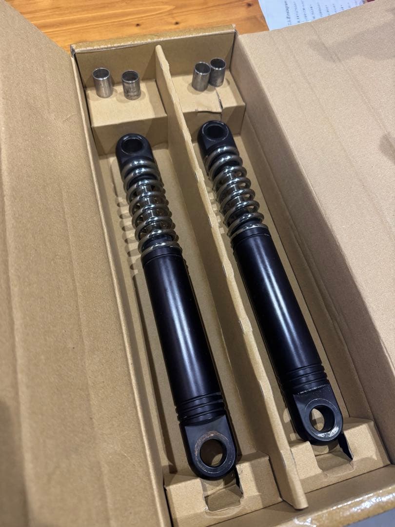 【希少品】イージーライダース ビレットサスペンション ハーレー SR400