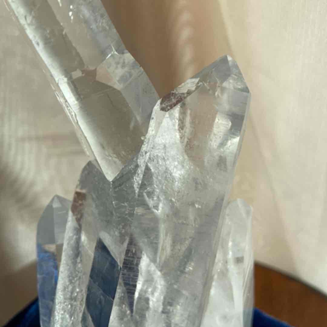 レア！イシス レーザー　クロス結晶