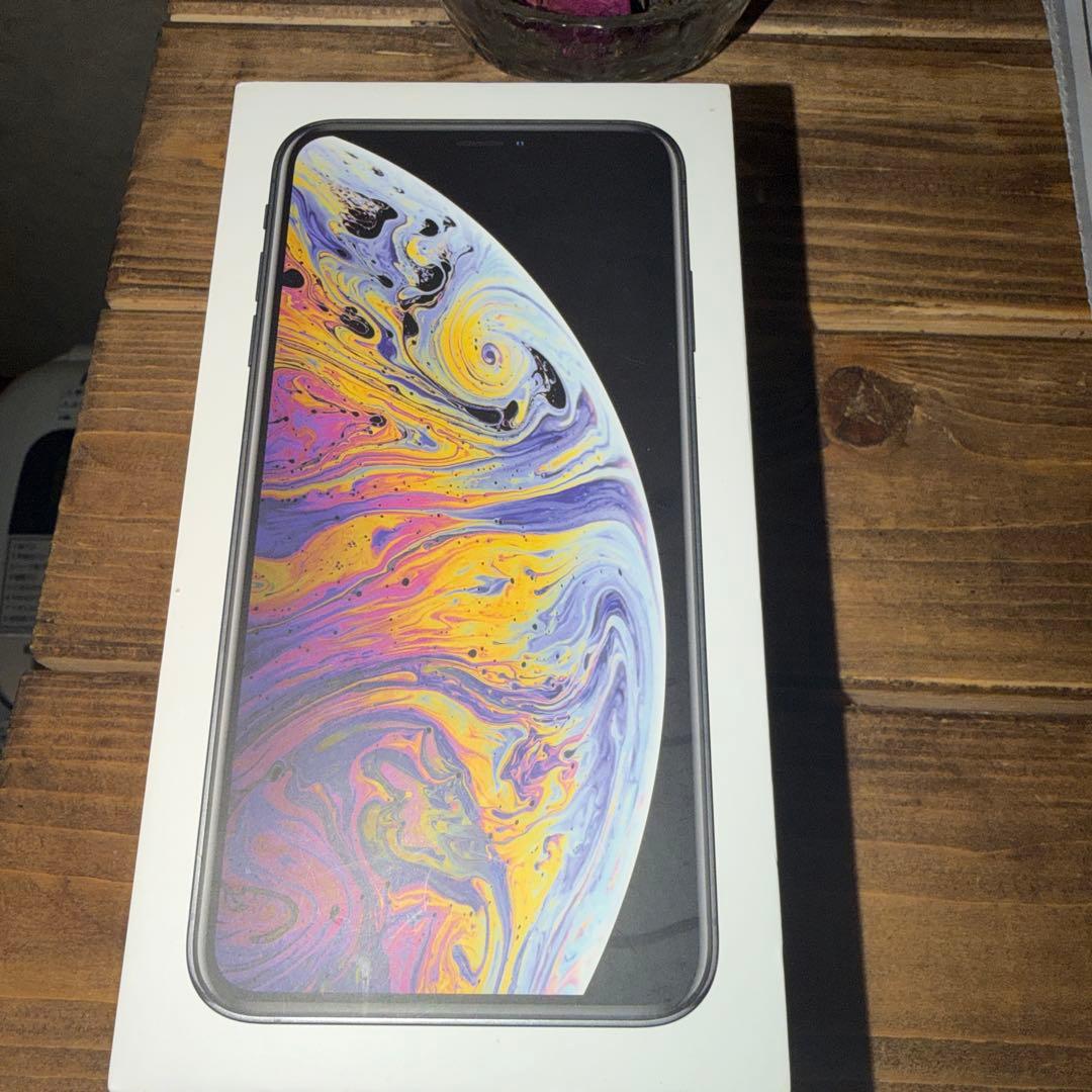 携帯電話本体 iPhone XS. max256GB