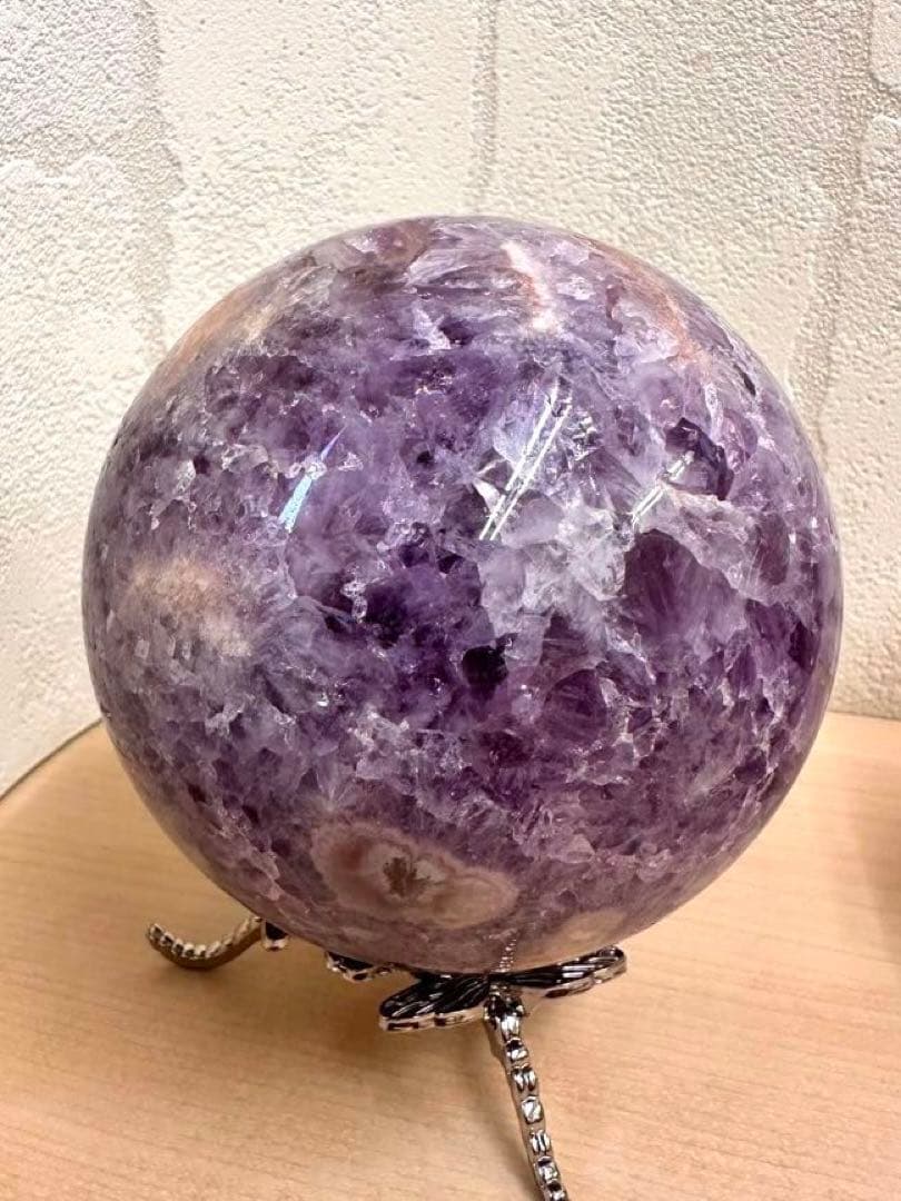 高品質　大きい！　濃いパープル、ピンク　アメジスト 虹入り　スフィア　スタンド付
