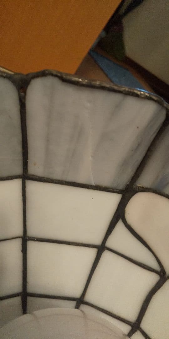 ハンドメイド最安値ステンドグラス3灯式ペンダントライト昭和レトロ　ステンドグラス