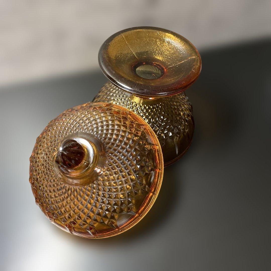 蓋付きコンポート　琥珀色ガラス　輸入雑貨　足付き　アンティーク　シックエレガント