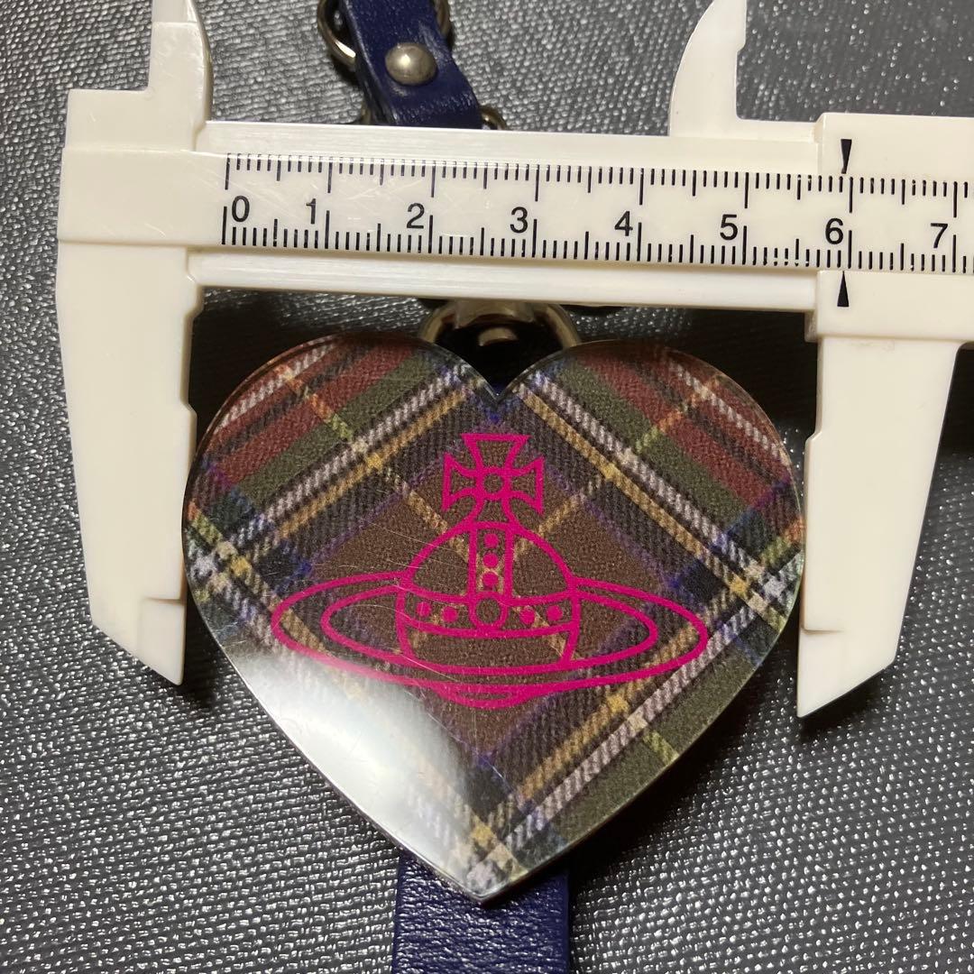 ヴィヴィアン・ウエストウッド ハート スタッズ グローブホルダー チャーム