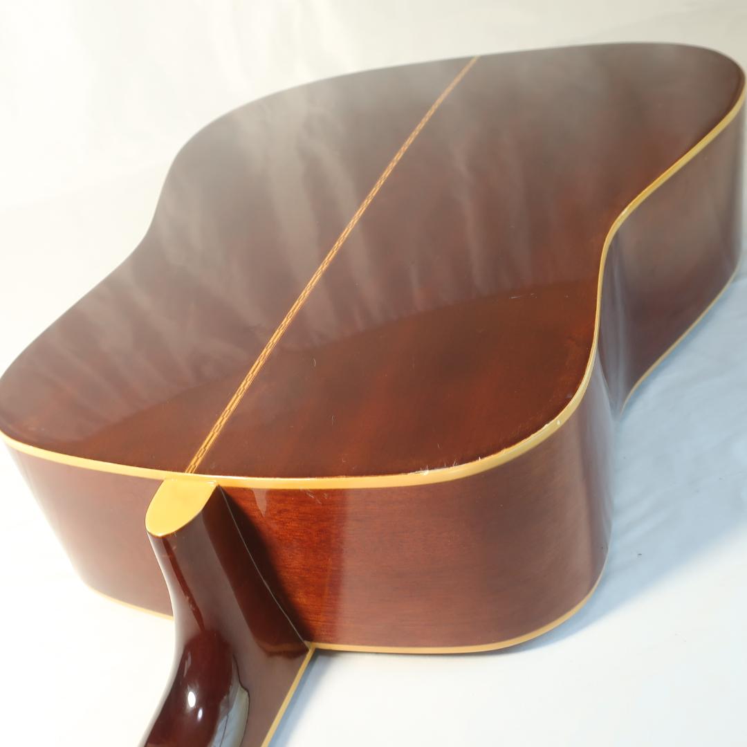 Ariana AW-71 アコースティックギター ケース付 PEヘッドシェイプ