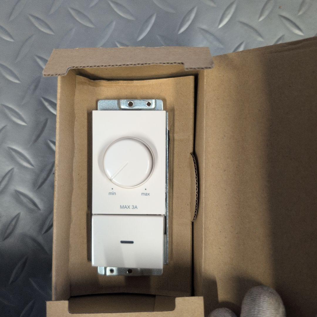 KOIZUMI LED調光器 & スポットライトセット