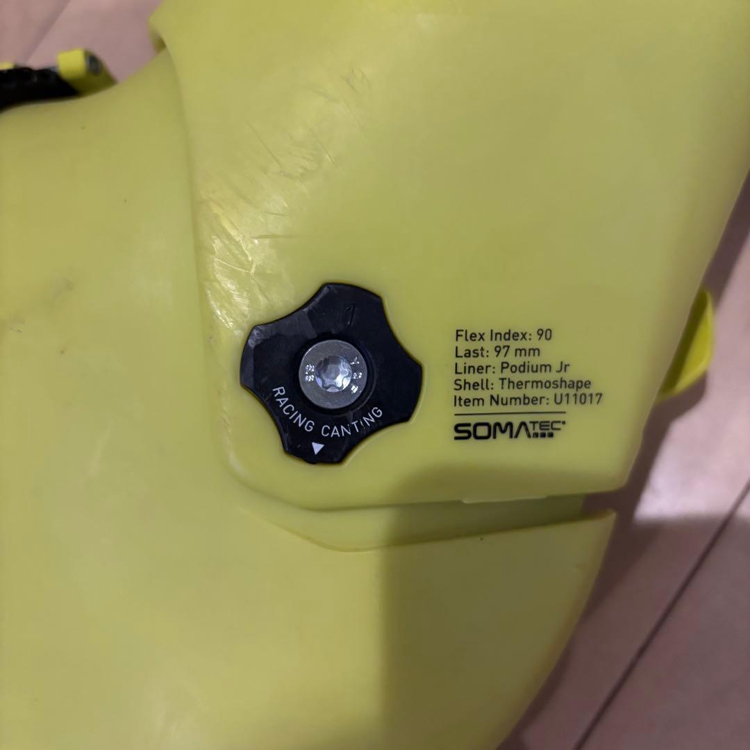 FISCHER RC4 フィッシャー　スキーブーツ 25-25.5cm