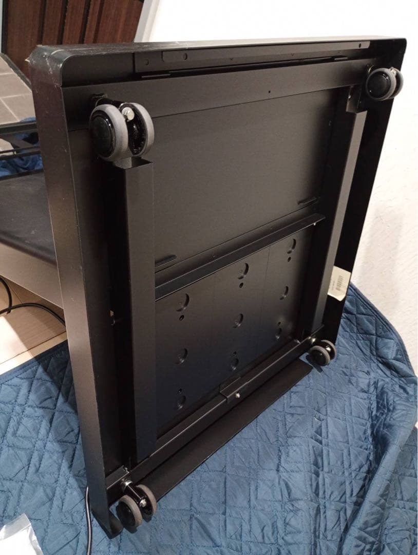 【中古】大型 ディスプレイスタンド 【大阪直接引取り】　テレビスタンド　可動式