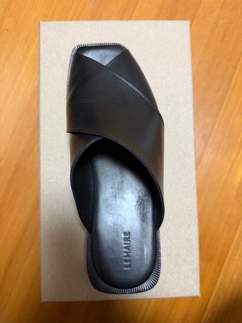 靴 LEMAIRE 25SS CROSS FLAT SANDALS
