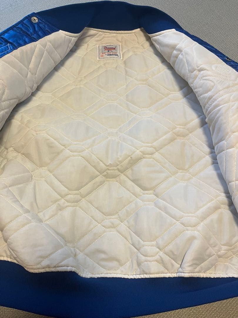 ドジャース　スタジャン