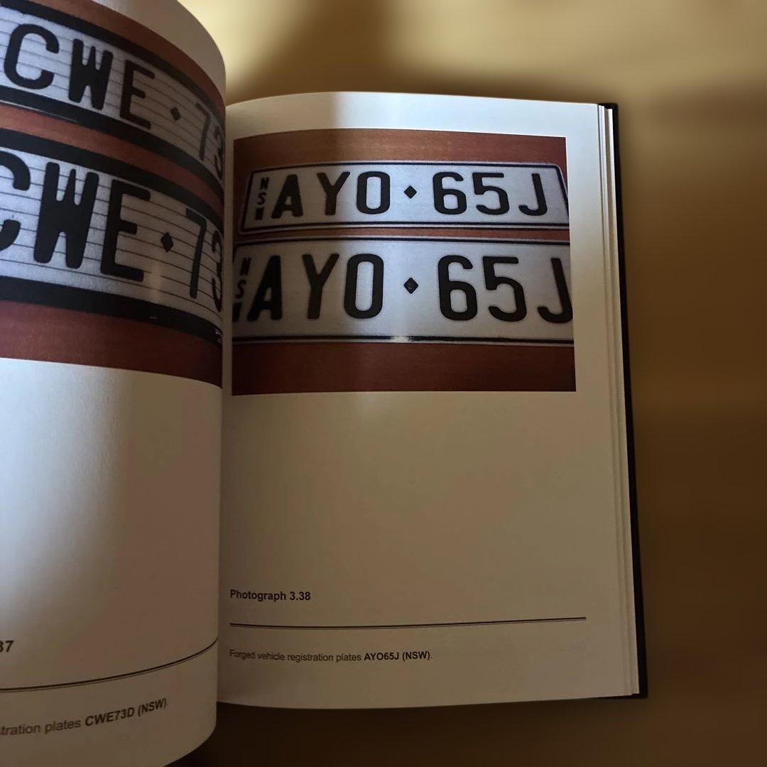 アート・デザイン・音楽 THE DIARY OF A HITMAN BY MAHMOOD FAZAL