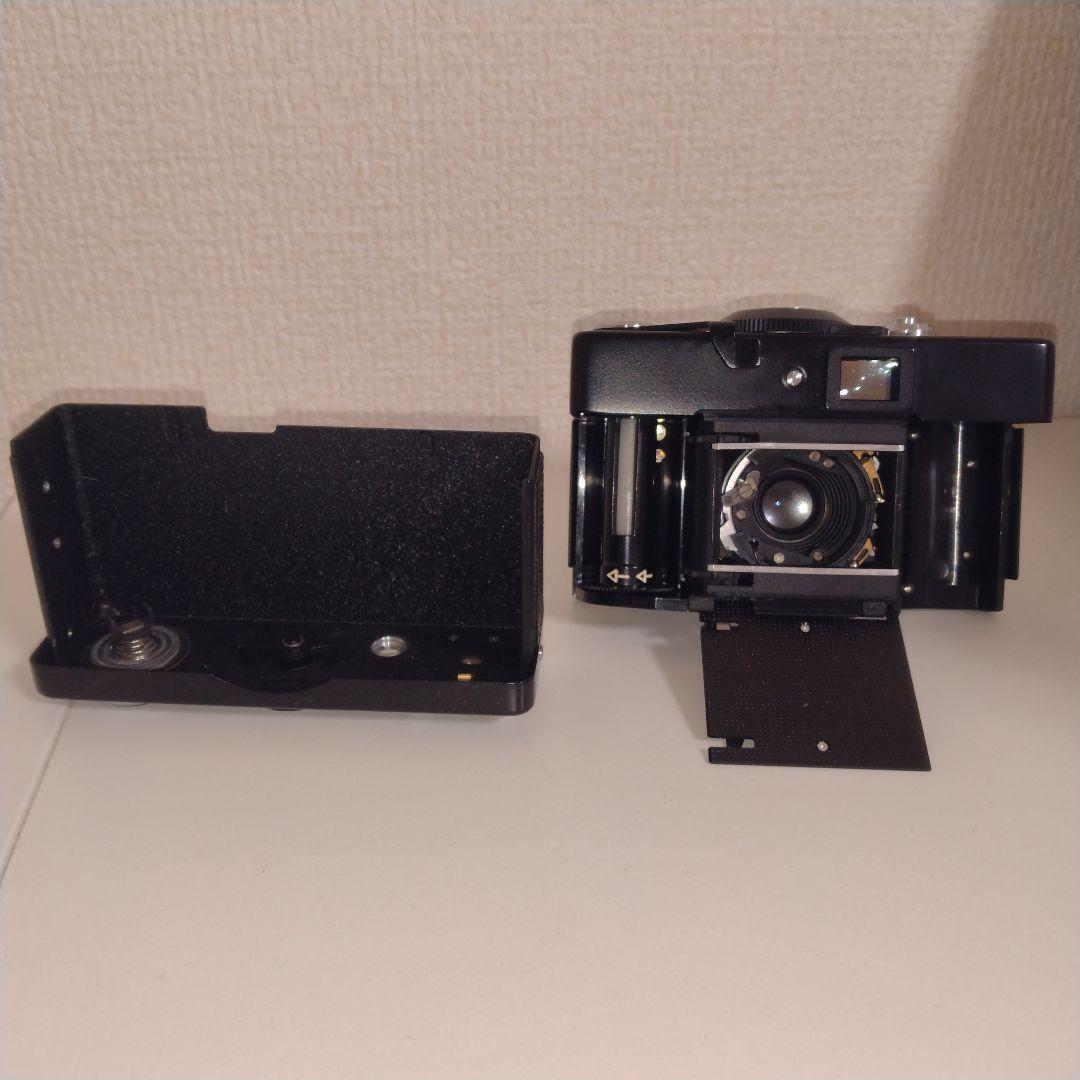 Rollei 35 LED Triotar f3.5/40mm シンガポール製