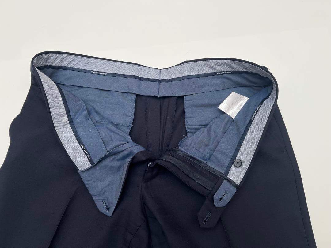 TAGLIATORE タリアトーレ フランネル素材スーツ／ダークネイビー52