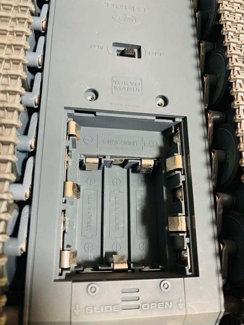 新品]東京マルイタイガ1 バトルタンク1/24 スケール