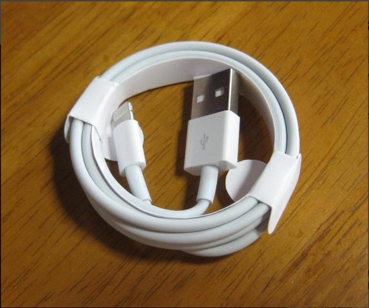 62　液晶&電池新品100％　iPhoneSE 　64GB 　SIMフリー