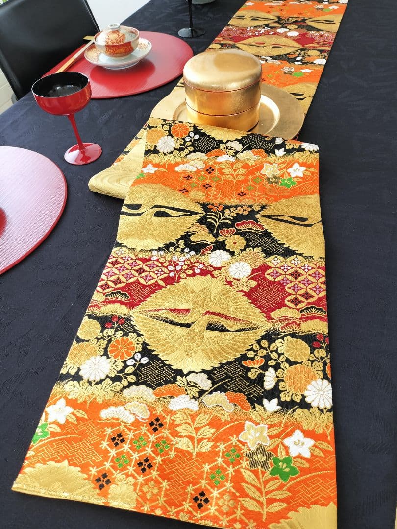 ルブの森★　A474★高級全通‼️お祝い‼️テーブルランナー2m23cm