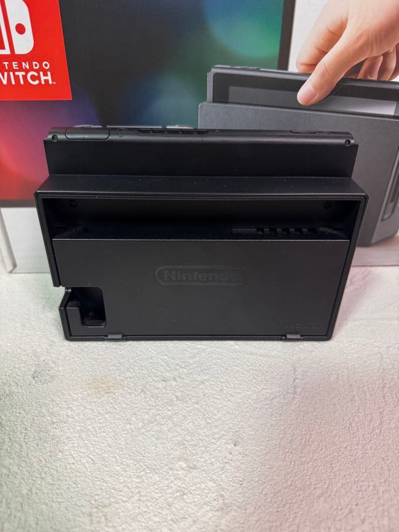 Nintendo Switch本体＋コントローラー セット　ソフト&SDカード付