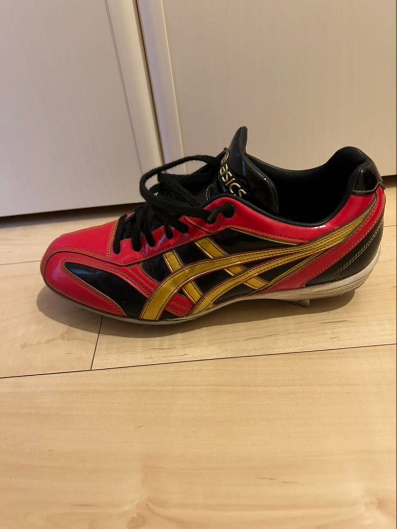 asics 赤黒金 スパイク　27.0㎝　六角レンチ付き