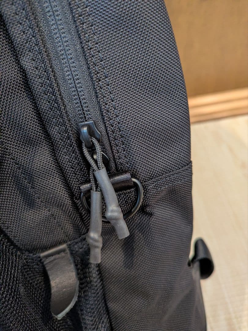 SLOW スロウ リュック・バックパック