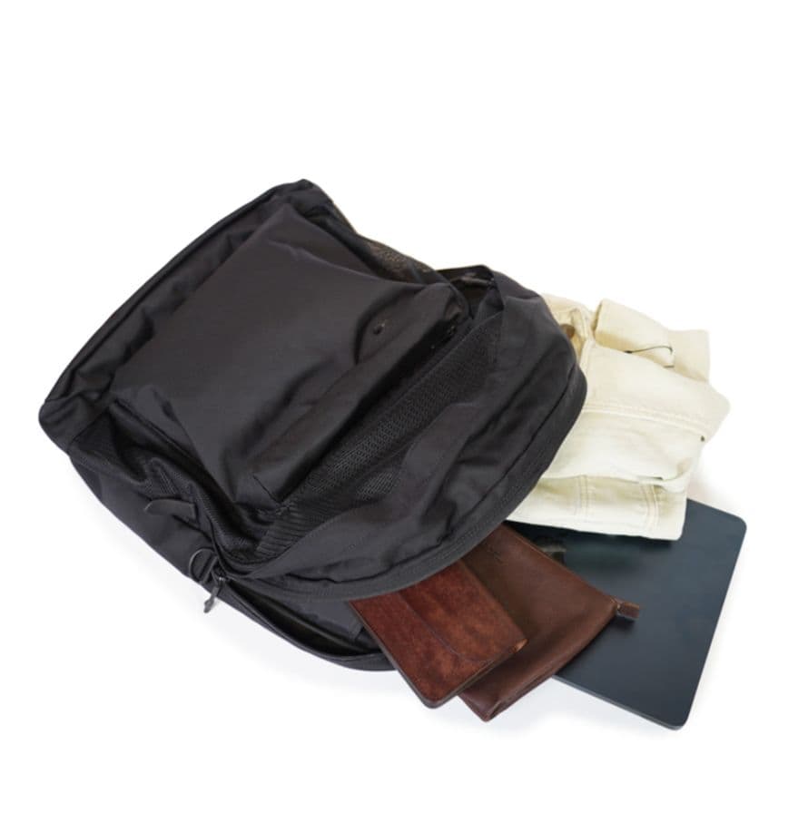 SLOW スロウ リュック・バックパック