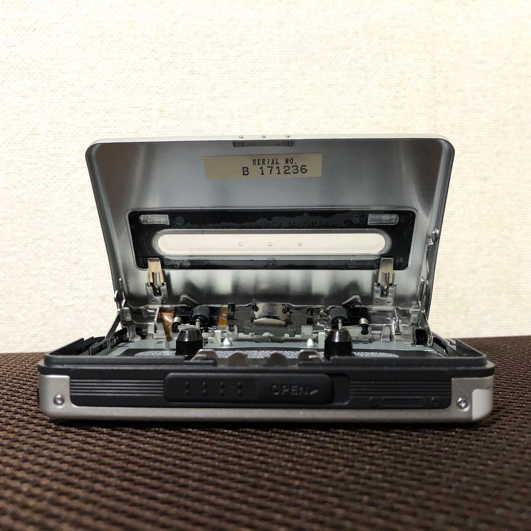 ジャンク品　SONY ソニー　ウォークマン　ラジオカセット　WM-EX677