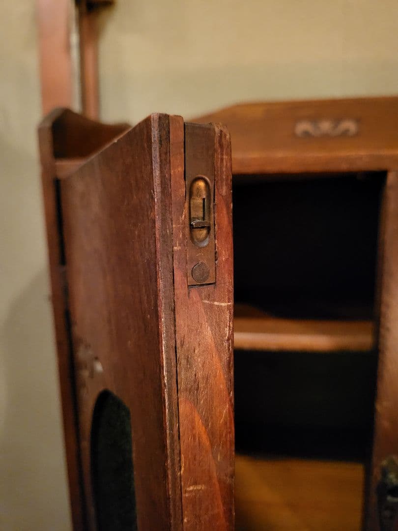 緑 ダイヤガラス　透かし彫り　本棚　本箱　キャビネット　大正ロマン　アンティーク