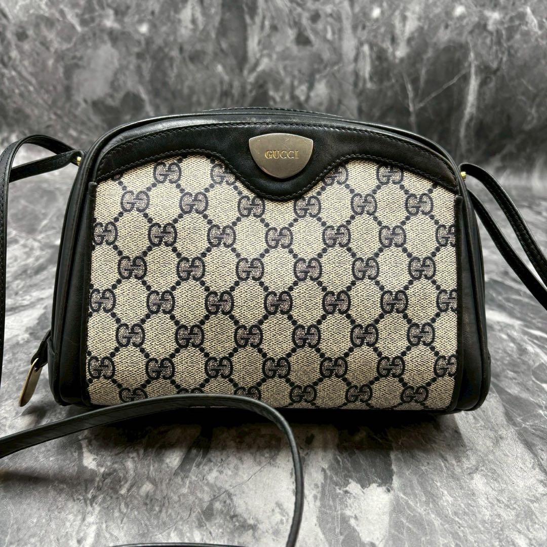 ✨美品✨GUCCI GG ショルダーバッグ ネイビー ベージュ ロゴ 金具