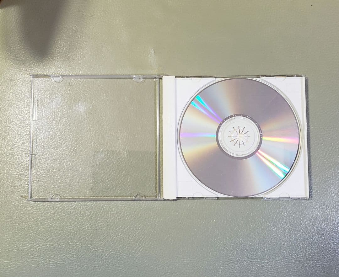 第一興商 カラオケ VCD『B'z 他 』全16曲です。