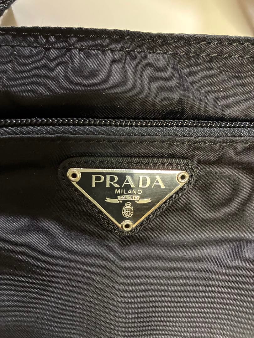 PRADA プラダ　ショルダーバッグ　黒　大小セット