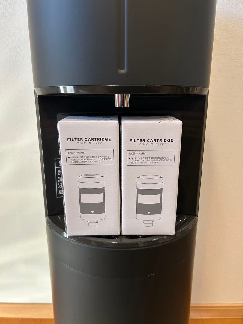 ウォーターサーバー　tall every frecious カートリッジ2本付