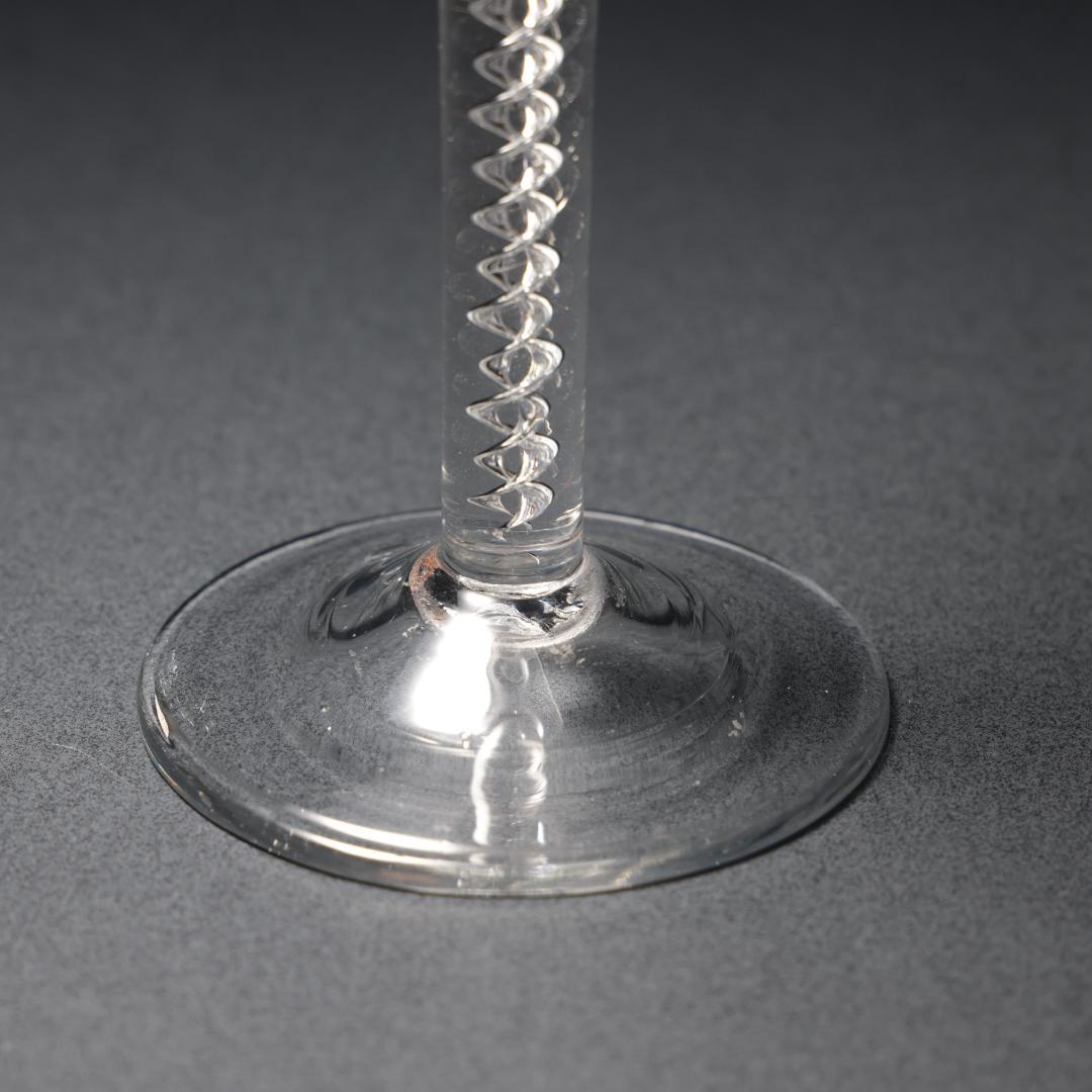 アンティークグラス　ジャコバイト　葡萄と蜂　ツイストステムR1542ダI