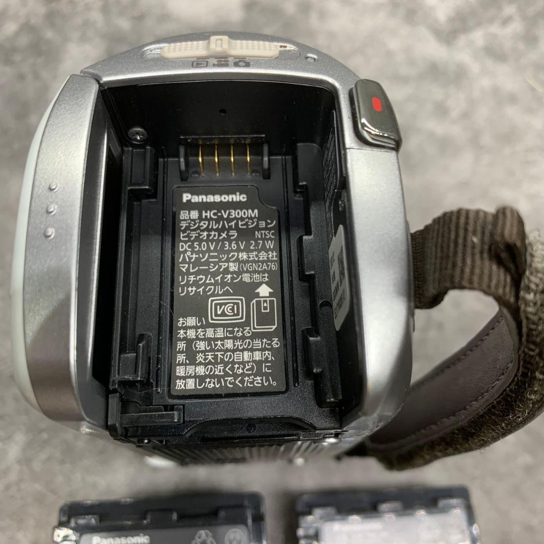 J080\" Panasonic ハイビジョン ビデオカメラ HC-V300M-W