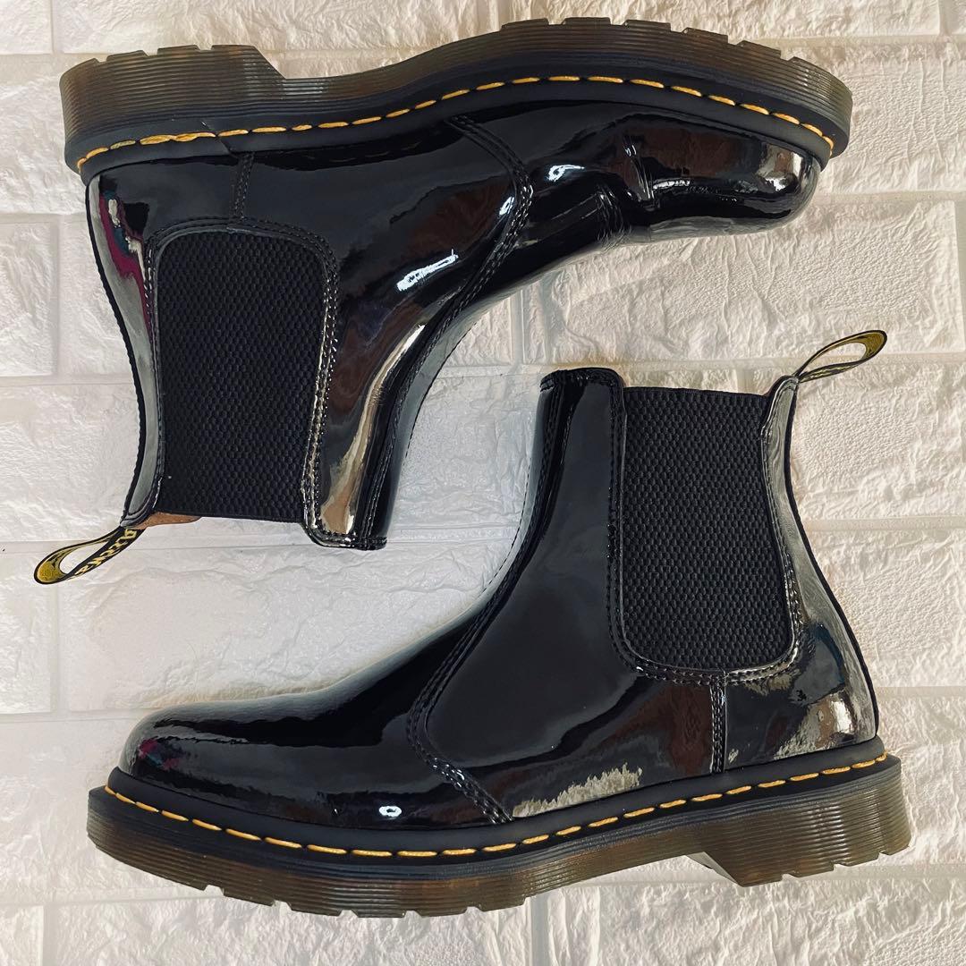 Dr.Martin UK8 チェルシーブーツ 光沢 黒 厚底